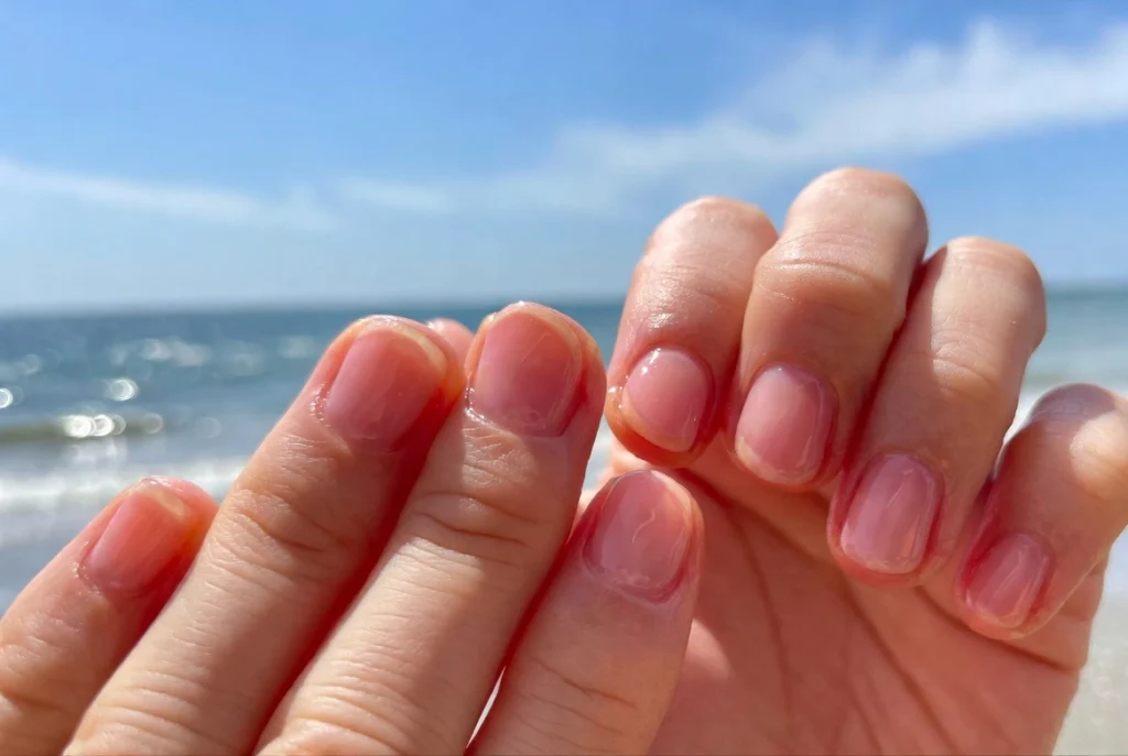 Jelly Nails: Sheer and Season-Appropriate