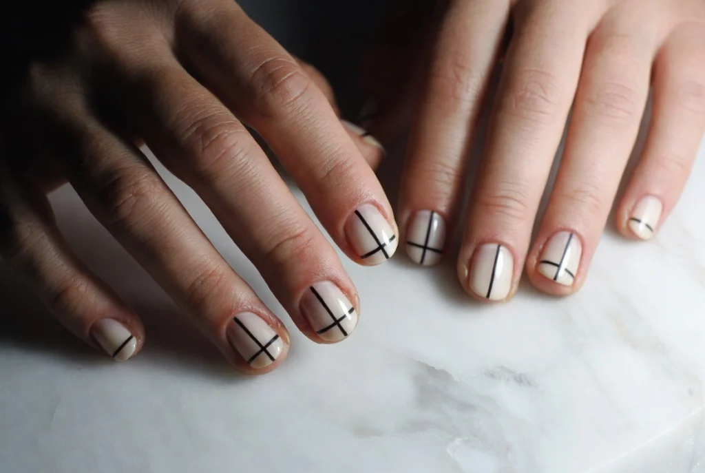 Minimalist Line Art: Architectural Elegance